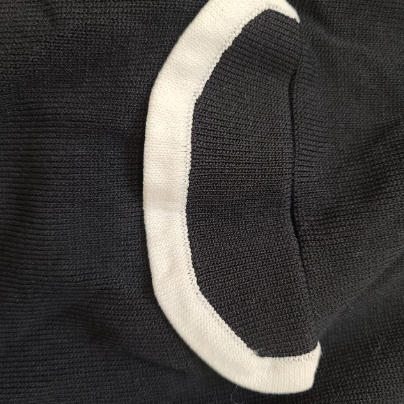 Black and white button up blazer - Picture 5 of 6